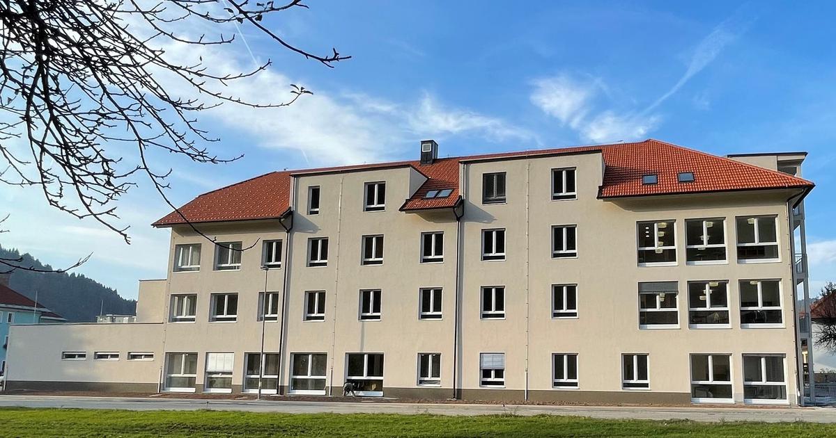www.zurnal24.si