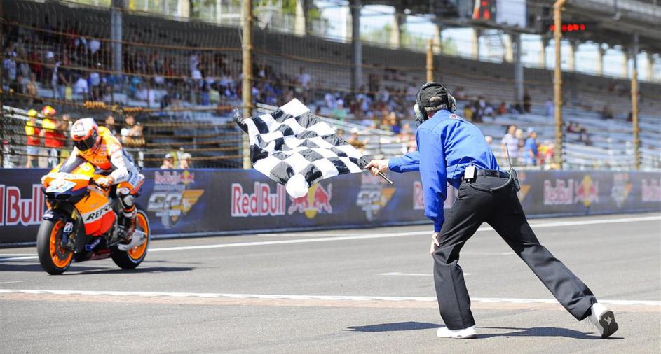casey stoner zmagal indianapolis 2011