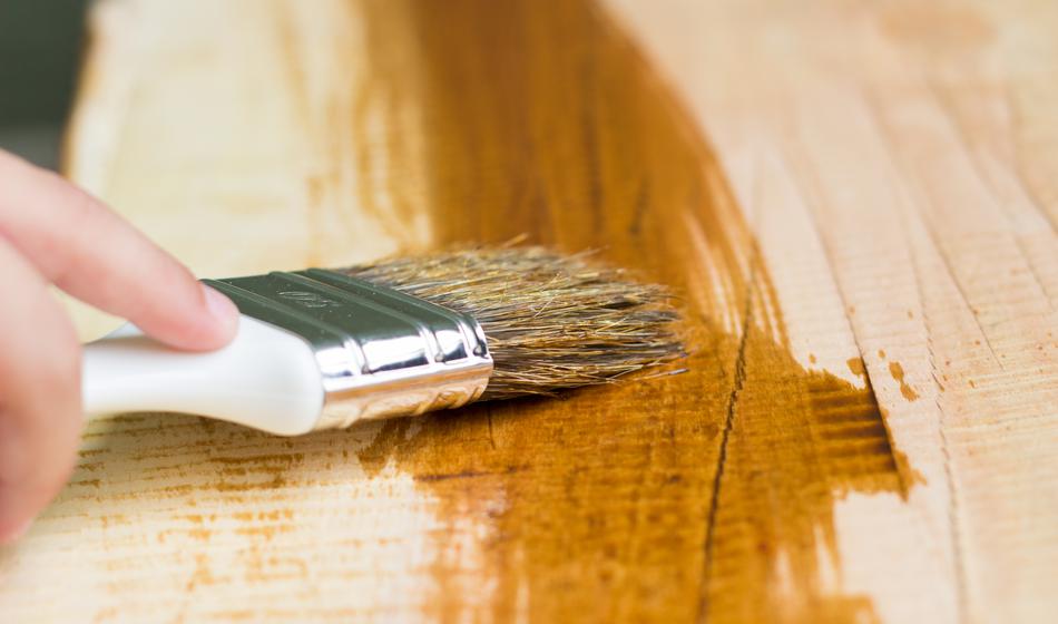 3 najboljše barve za les v letu 2026