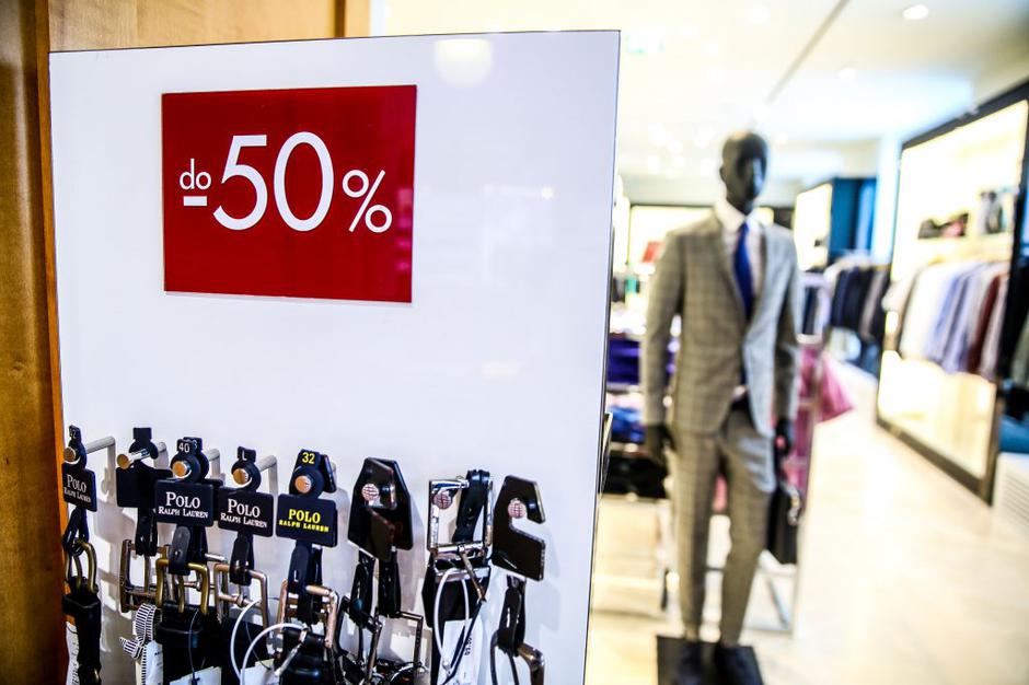 razprodaja | Avtor: Saša Despot