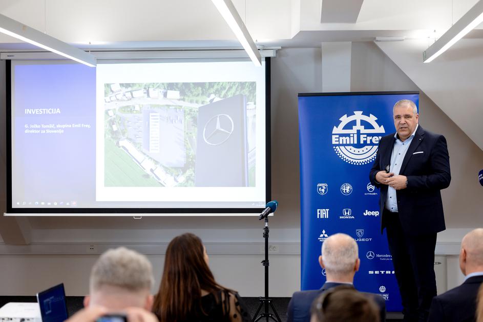 Emil Frey Autocommerce, prodajno-servisni center Log-Dragomer