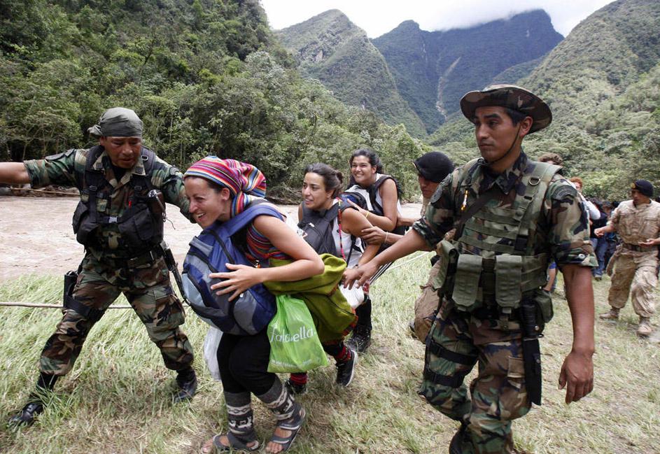 turisti Machu Picchu reševanje