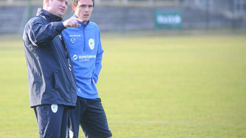 Matjaž Kek bo kot kaže na desno stran obrambne vrste postavil Aleša Mejača.