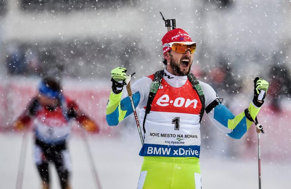 jakov fak nove mesto zmaga biatlon zasledovanje