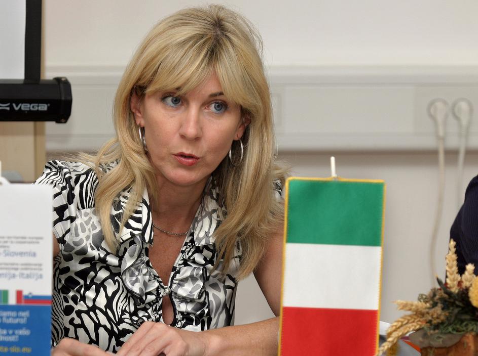 Astrid Prašnikar poudarja, da je tožba nekdanje zaposlene v kadrovski službi usm
