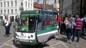 ljubljana 03.09.13. kavalir, elektricni avtobus, MOL, LPP, Ljubljana, foto: maja