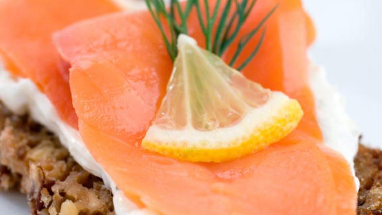 Losos je bogat z vitaminom D. (Foto: iStockphoto)