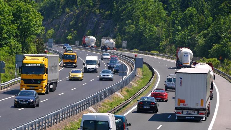 "To je bil od leta 1994 do danes največji investicijski projekt v Sloveniji. Gra