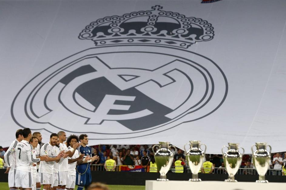 poklon Alfredu di Stefanu Real Madrid Atletico Madrid španski superpokal Bernabe