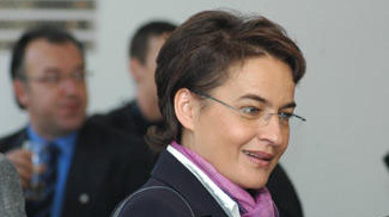 Ministrica Irma Pavlinič Krebs s stroški srečanja ni bila seznanjena, pravijo na