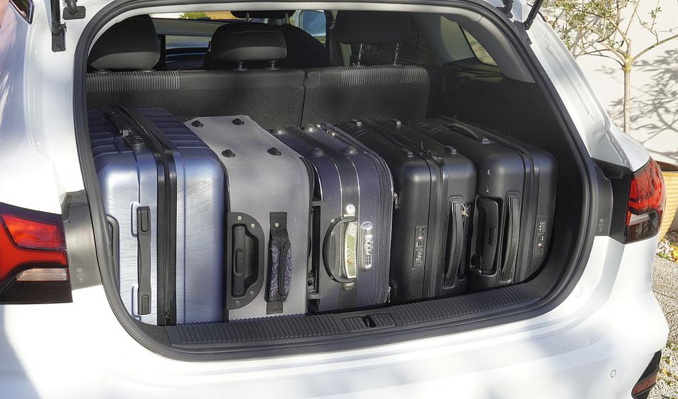 Gremo z električnim karavanom lahko na morje?