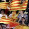 Katalonci si želijo več avtonomije. (Foto: Reuters)