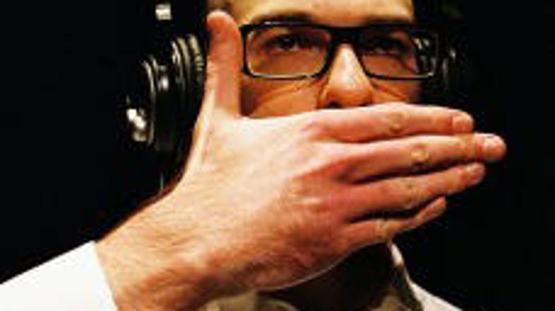 Gledališka rekonstrukcija demonstracij proti Romom v Ambrusu jeseni 2006 v režij