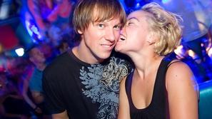 Armin van Buuren znorel Gavioli