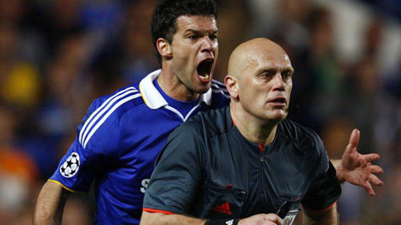 Tudi Michael Ballack je bil ogorčen nad sojenjem Toma Henninga Overboja.