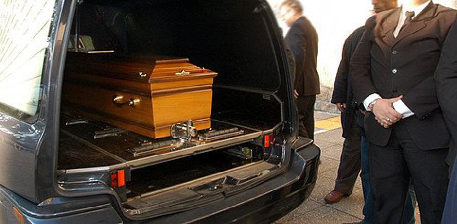 Pogreb | Avtor: Profimedias