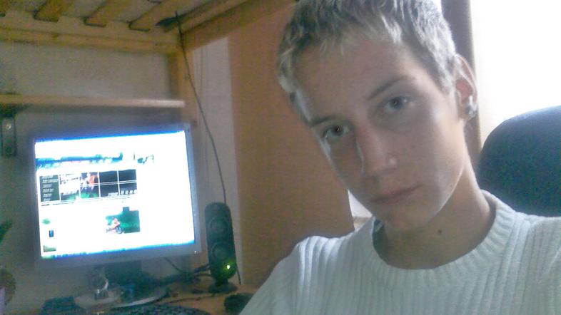 DJProxy je dosegel svojo drugo zmago, za katero bo prejel nov mobilni telefon Mo