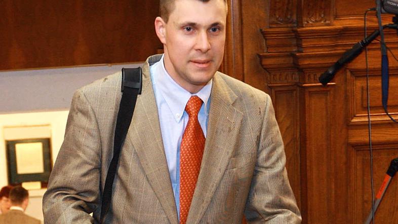 Peter Sušnik (SDS) je edini od svetnikov glasno podvomil v javno-zasebno partner