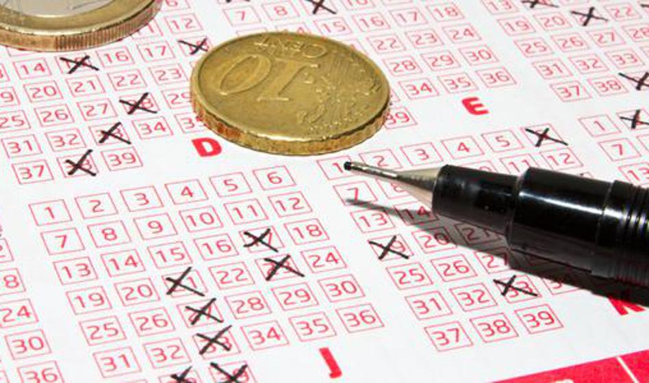 Na loteriji zadel milijon evrov, dobitka pa že tri leta ni prevzel