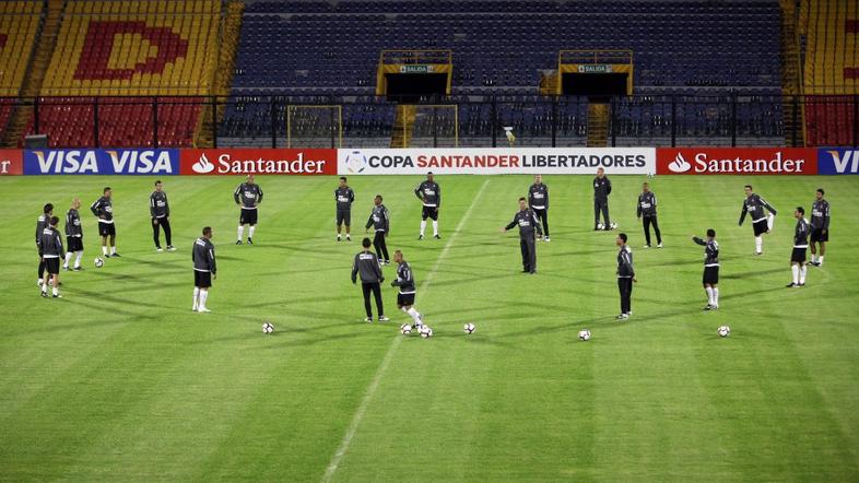 stadion medellin, independiente