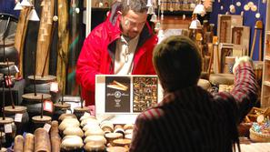 Zaradi nezadovoljstva z novo lokacijo prazničnega sejma je skupina najemnikov pr