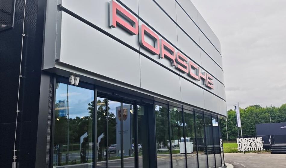 Novi Porsche Center je med najmodernejšimi v Evrop