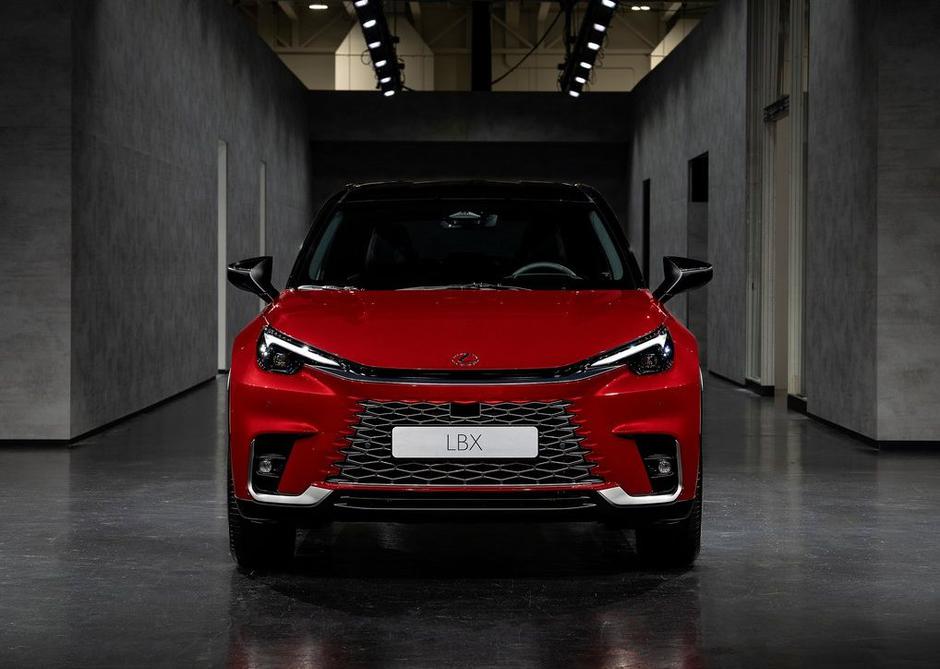 Lexus LBX | Avtor: Lexus