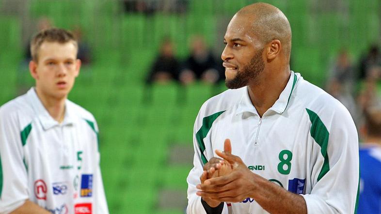 Aloysius Anagonye se je izkazal z 11 skoki. (Foto: Boštjan Tacol)