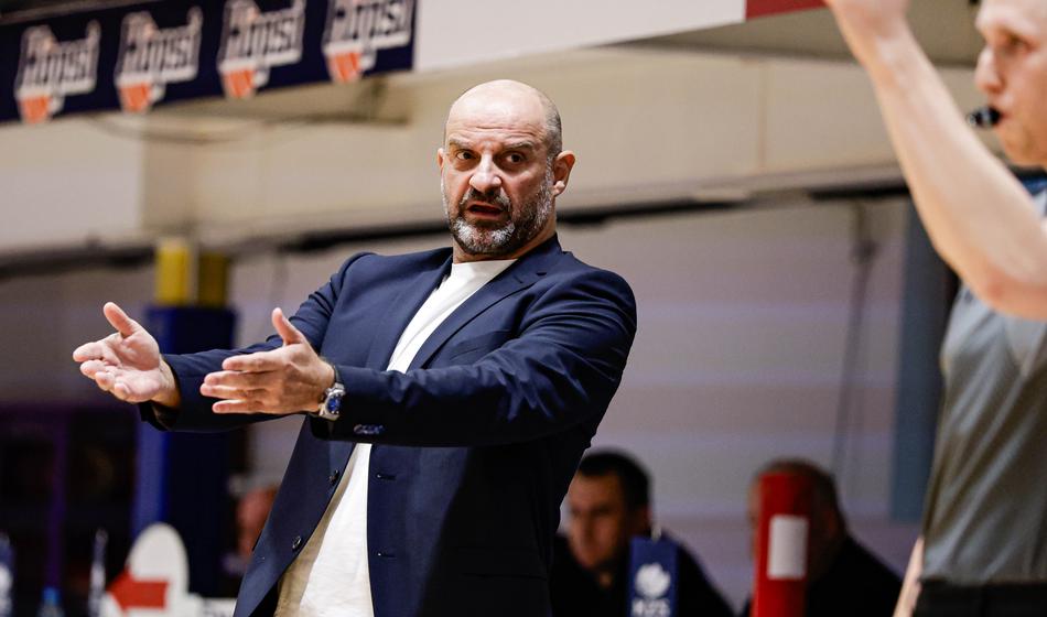 Veliko priznanje za trenerja Cedevite Olimpije