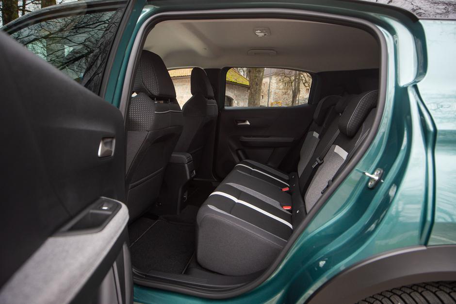 Opel Frontera | Avtor: Anže Petkovšek