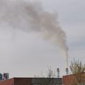 Temen dim iz dimnika Toplarne Ljubljana