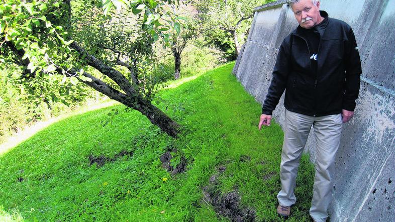 "K sreči na dnu brežine ni drugih hiš, toda teren se bo pred dežjem prekril s po