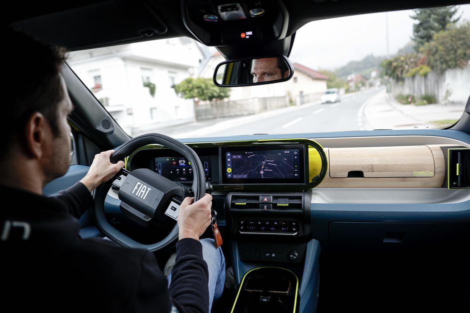 primerjava fiat panda hybrid bev | Avtor: Saša Despot