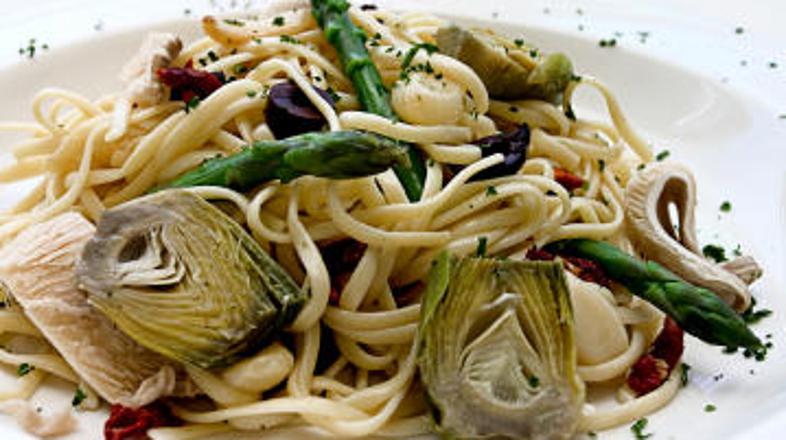 Nikar ne pozabite na sveže nariban parmezan.