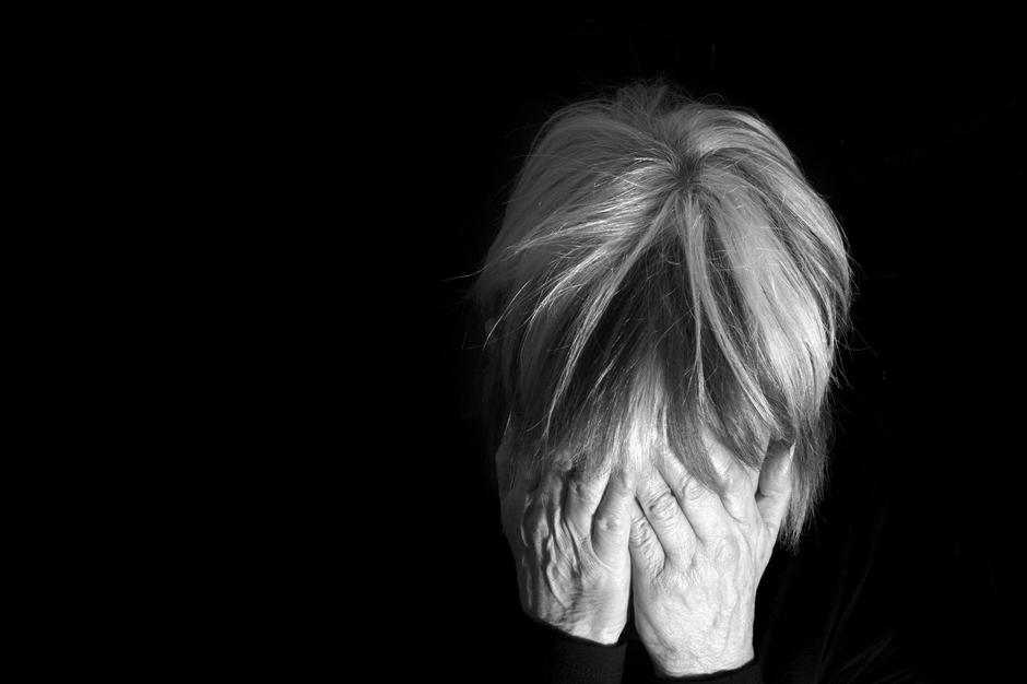 Ženska, ki se sooča z depresijo | Avtor: Profimedia