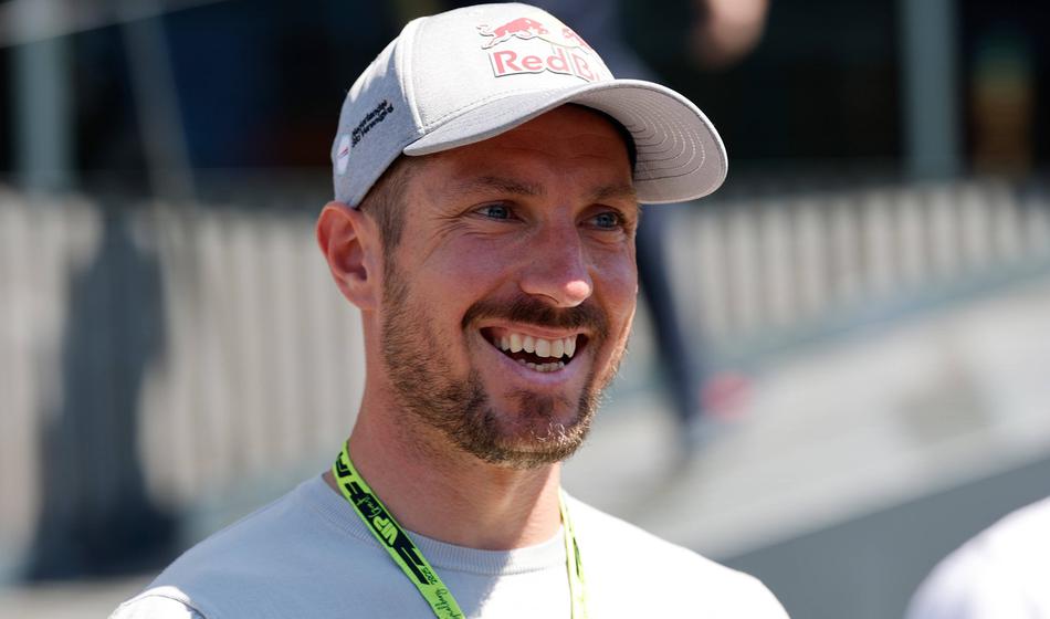 Marcel Hirscher prvič po hudi poškodbi na snegu, tako je z njegovim kolenom