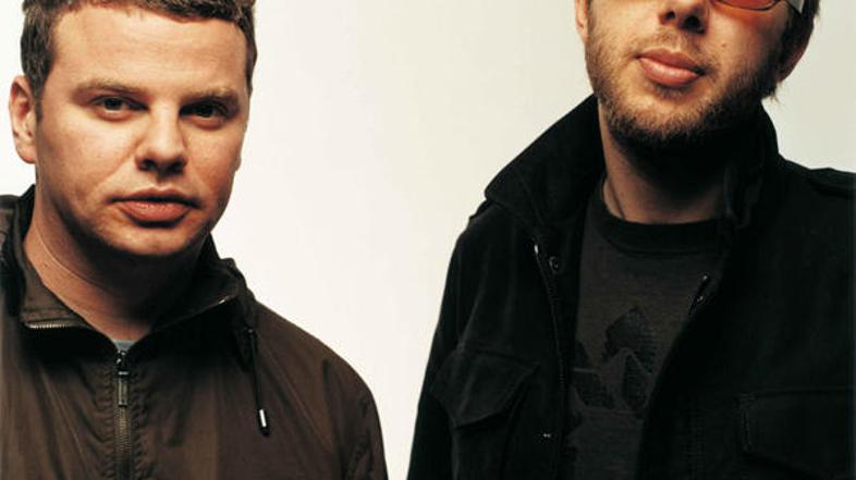 Album Further bo izšel tri leta po izidu zadnjega albuma We Are The World, zato 