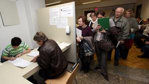 Čakalne vrste bodo na ljubljanskem Gursu skrajšali z novim obrazcem. (Foto: Benj