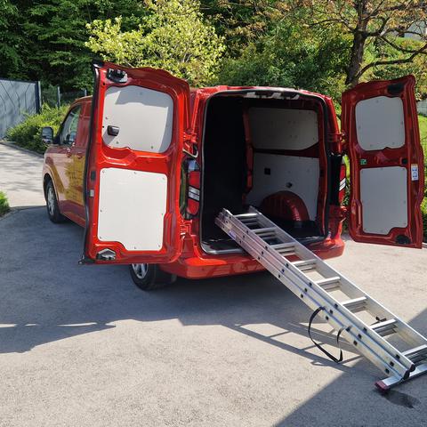 Ford transit custom multicab