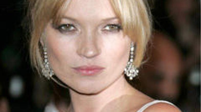 Hud maček po prekrokani noči jo je stal 18 tisoč dolarjev.