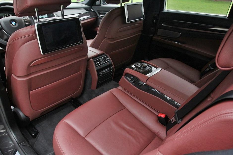 BMW serija 7 hybrid | Avtor: Andrej Leban