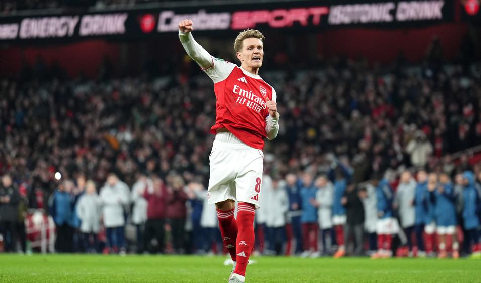 Arsenal ohranil prednost pred Cityjem