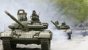 Libija med drugim namerava kupiti tudi tanke. (Foto: Reuters)