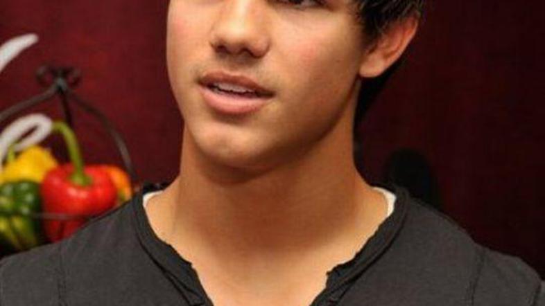 Za vlogo mladega pilota bo prejel neverjetno količino denarja. 