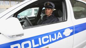 Policija, policijski avto