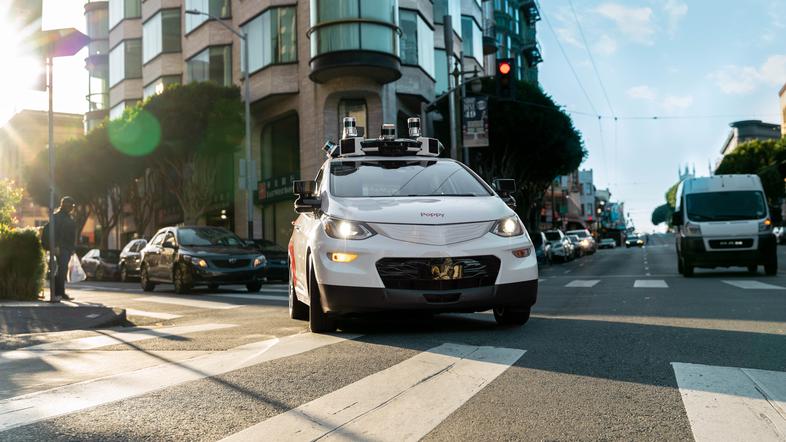 GM Cruisew AV avtonomno vozilo