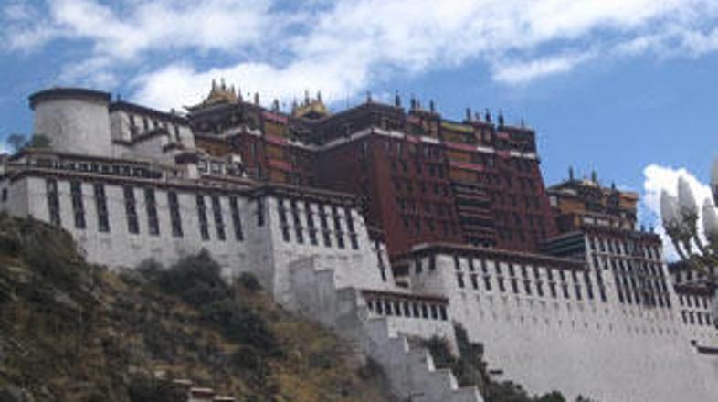 Med pogovori sta kitajska predstavnika ponovila stališče Kitajske, da se mora da