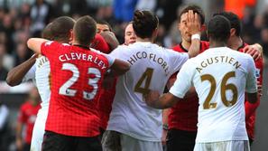 Cleverley Williams Van Persie Chico Agustien Swansea Manchester United Premier L