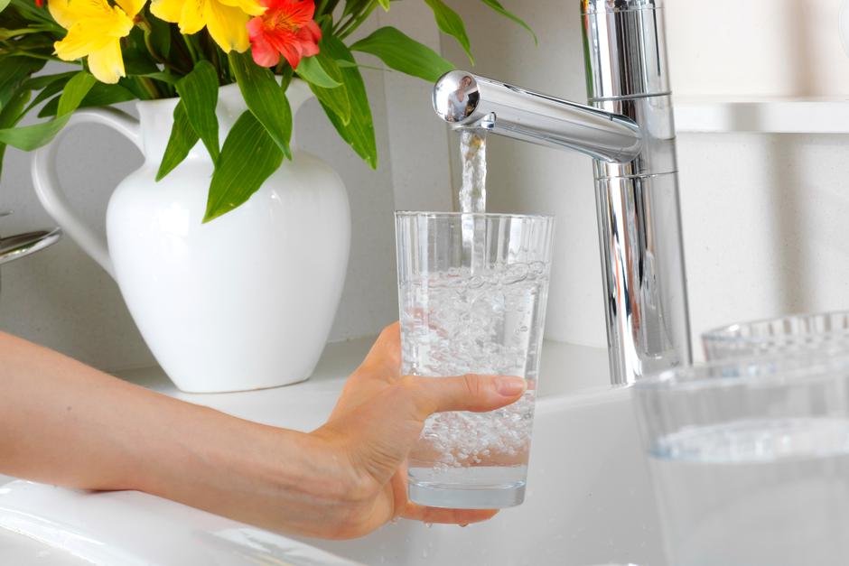 Pitna voda | Avtor: Profimedia