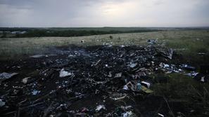 Razbitine malezijskega letala v Ukrajini